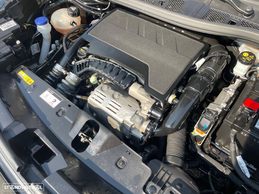 Peugeot 2008 1.2 PureTech Allure Pack - 14