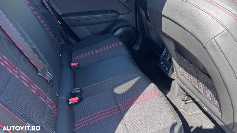 Renault Captur E-TECH 160 R.S. LINE - 28