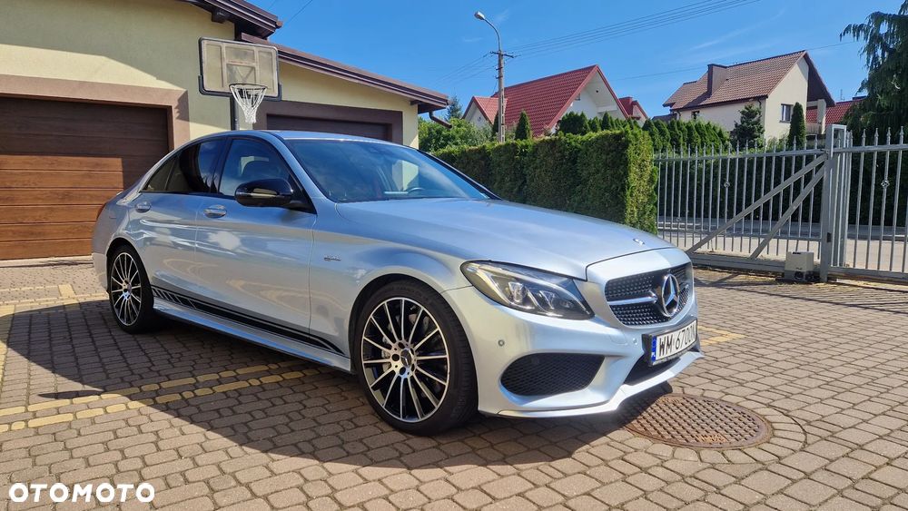 Mercedes-Benz Klasa C AMG 43 4-Matic - 3
