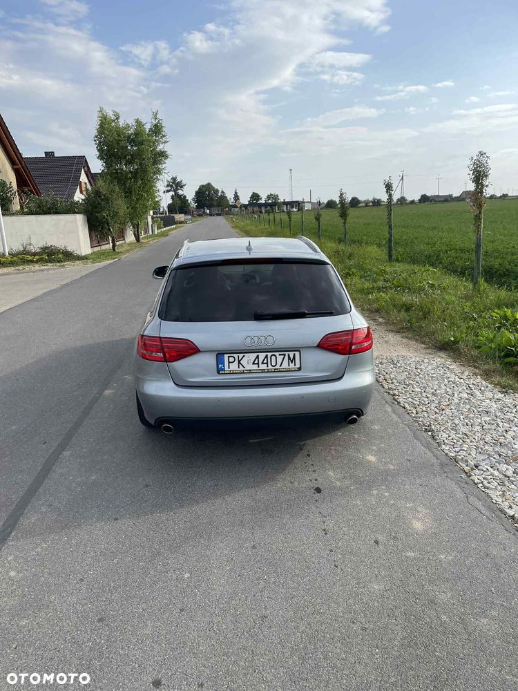 Audi A4 Avant - 5