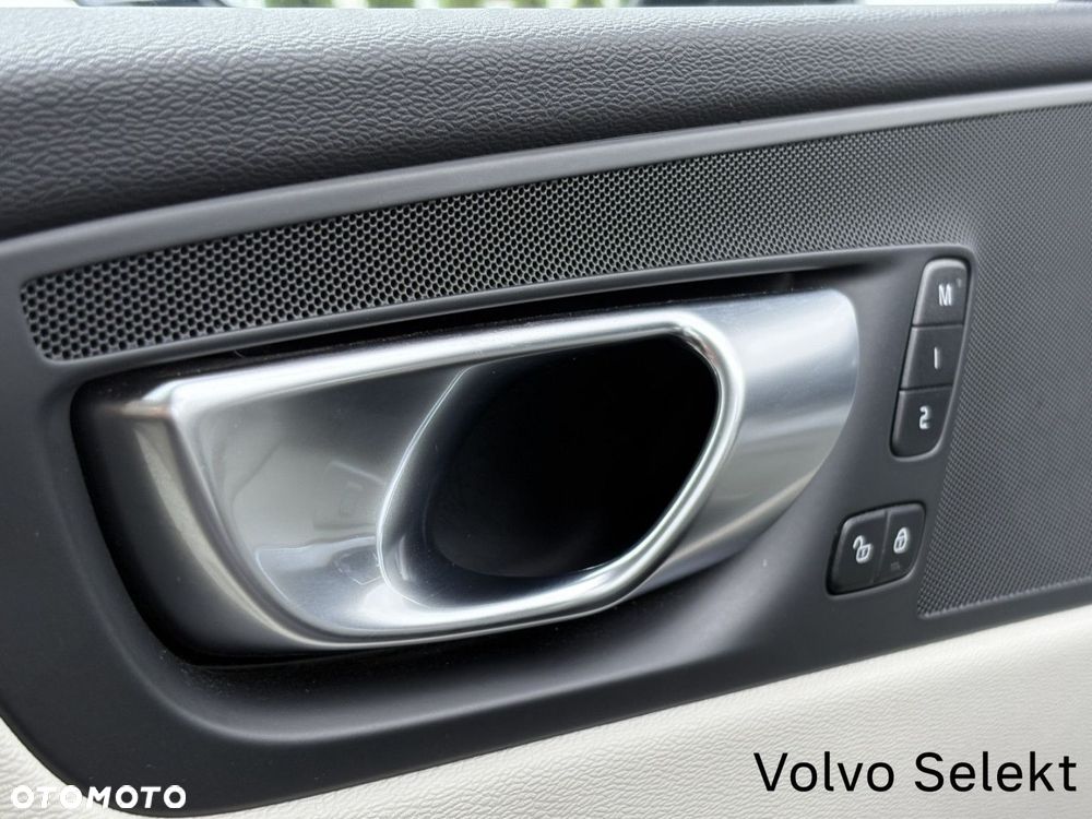 Volvo XC 60 - 29