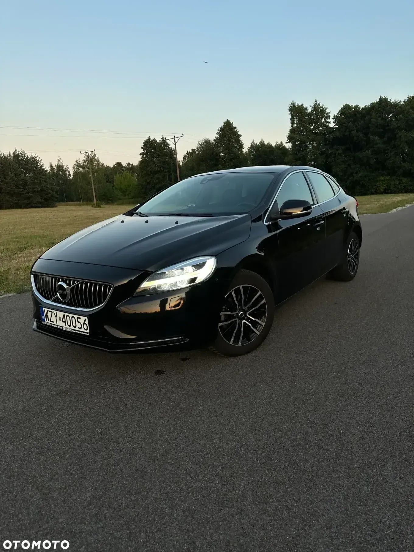 Volvo V40 D2 Inscription - 1