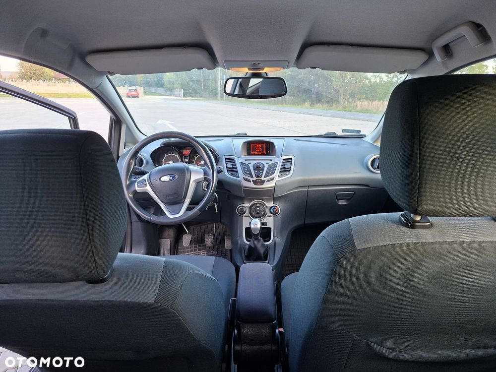Ford Fiesta - 6