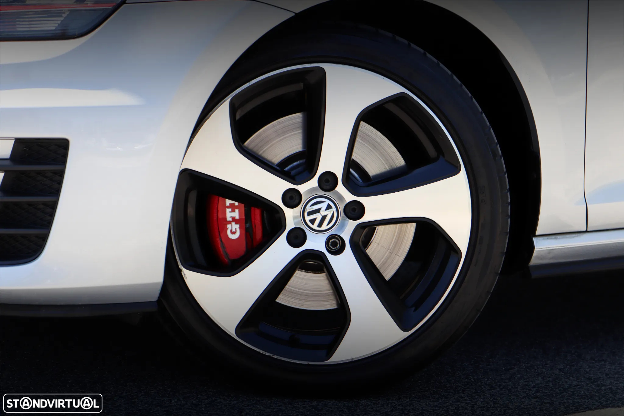 VW Golf 2.0 TSi GTi DSG Performance - 3