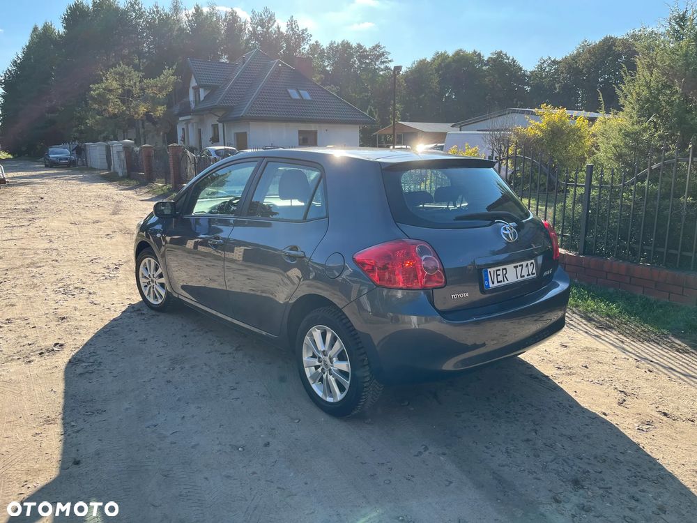 Toyota Auris 1.4 VVT-i - 3