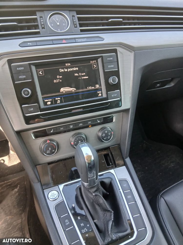 Volkswagen Passat Variant 2.0 TDI DSG Comfortline - 8
