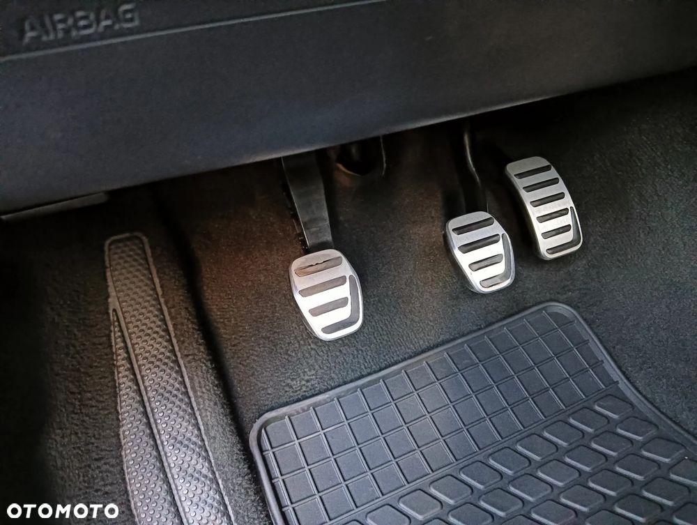 Volvo V40 - 17