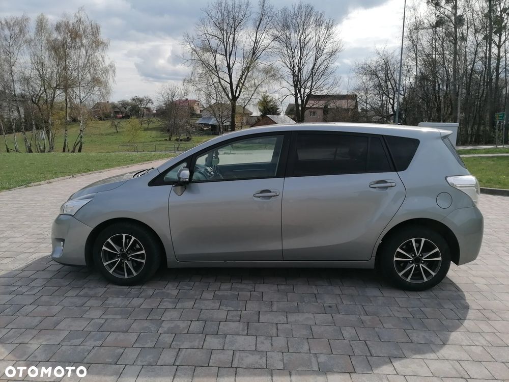 Toyota Verso 2.0 D-4D Active - 5