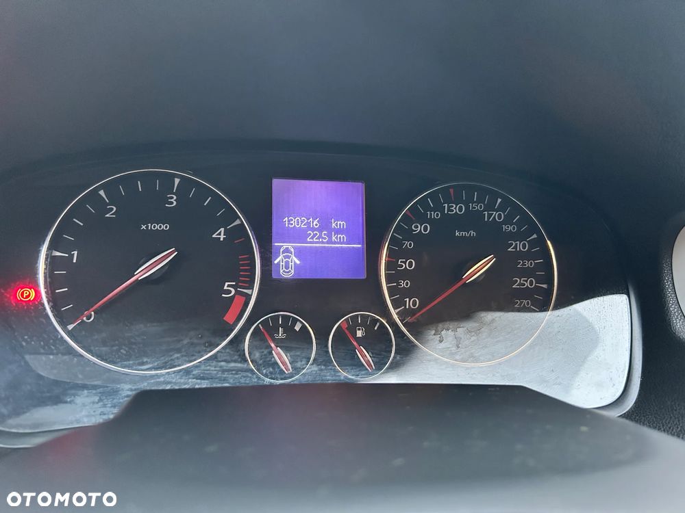 Renault Laguna 2.0 dCi Monaco GP Euro5 - 12