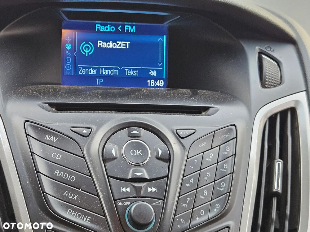 Ford Focus MK3  Radio panel sterowania radia - 1