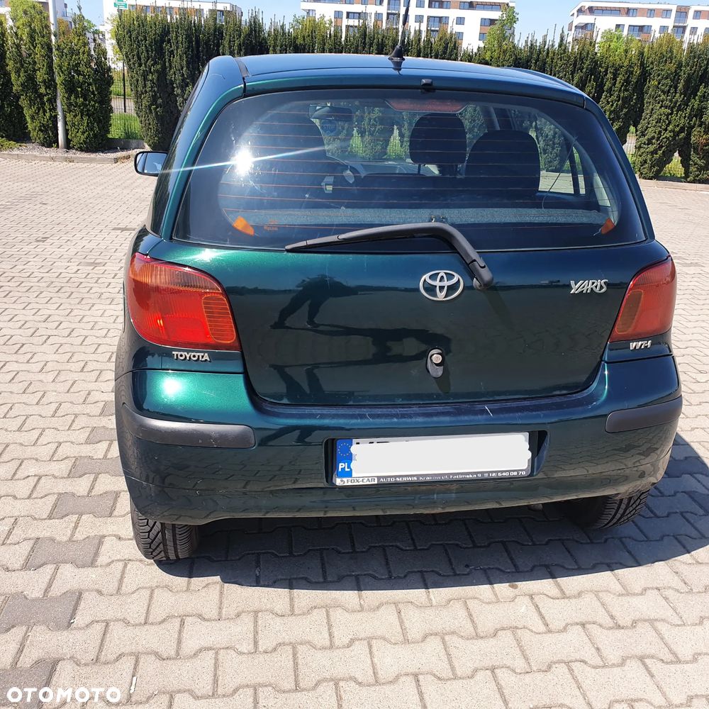 Toyota Yaris 1.0 Base - 7