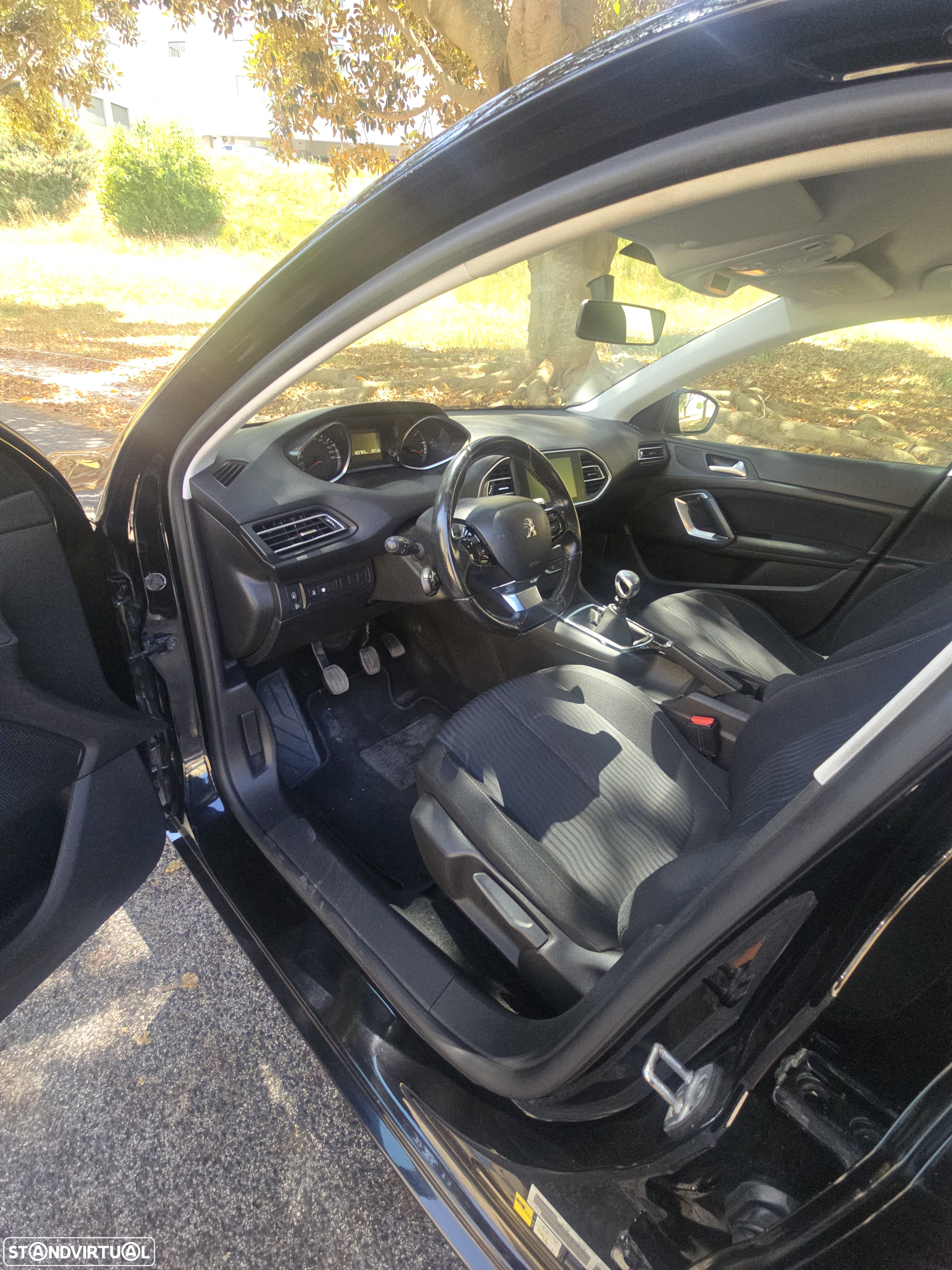 Peugeot 308 1.6 BlueHDi Allure - 22