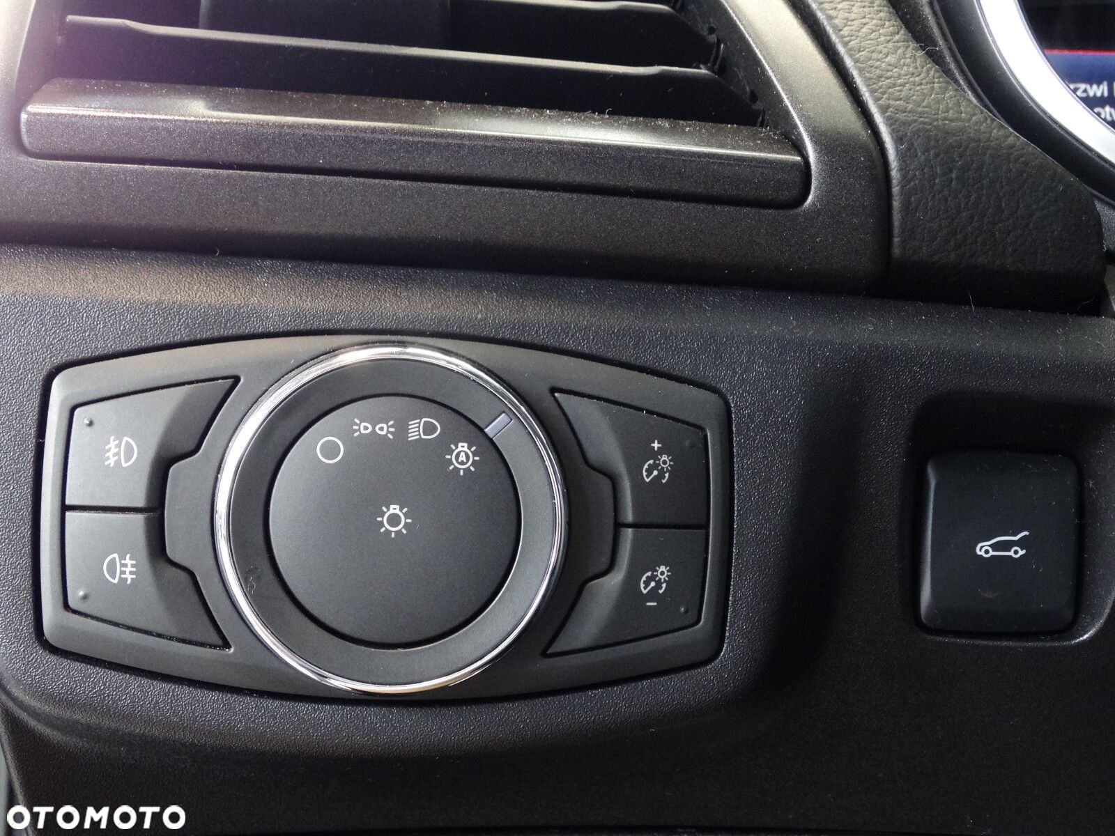 Ford Fusion - 20