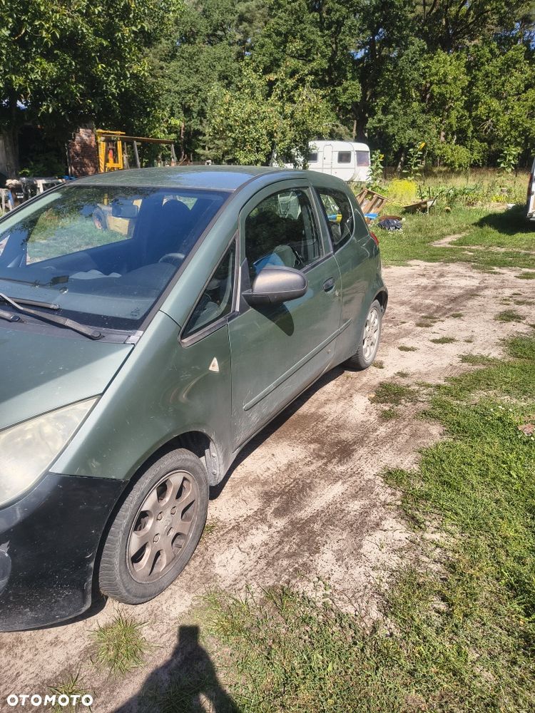 Mitsubishi Colt 2006 photo 2