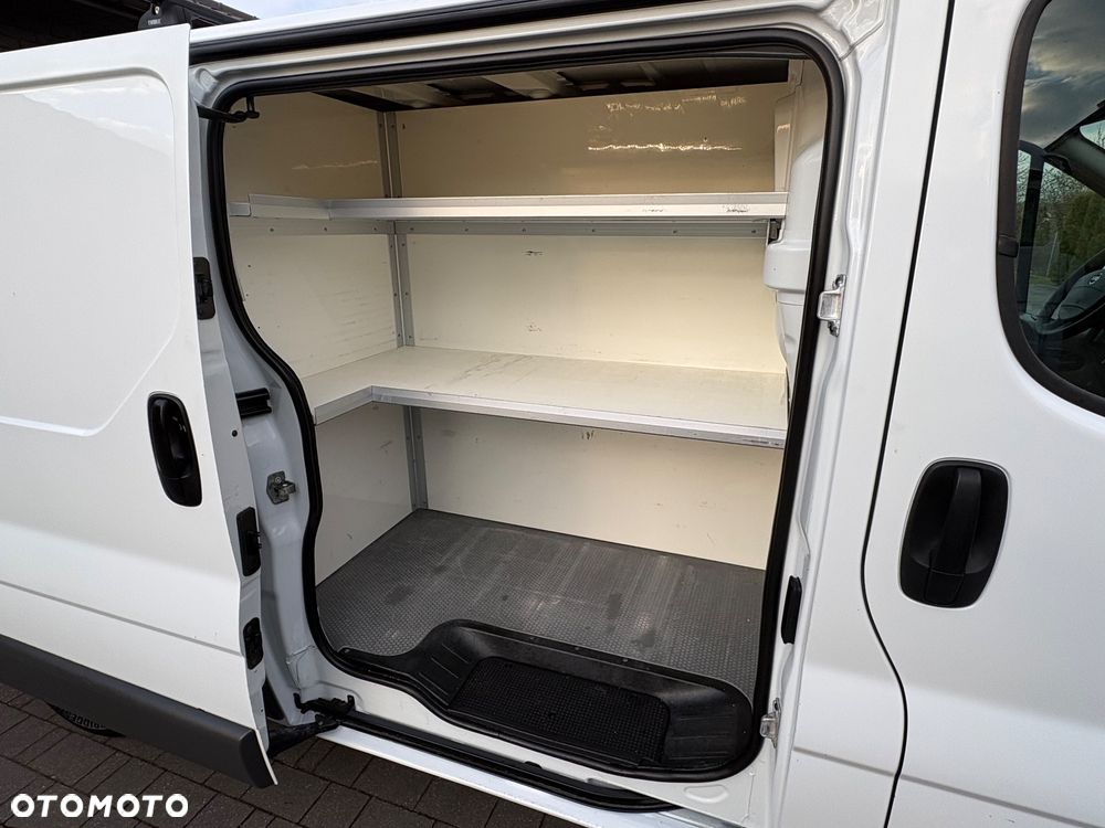 Nissan PRIMASTAR LONG - 20