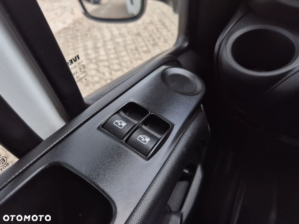 Iveco Daily 35C14, kontener 8pal, winda 750KG, bliźniaki - 10