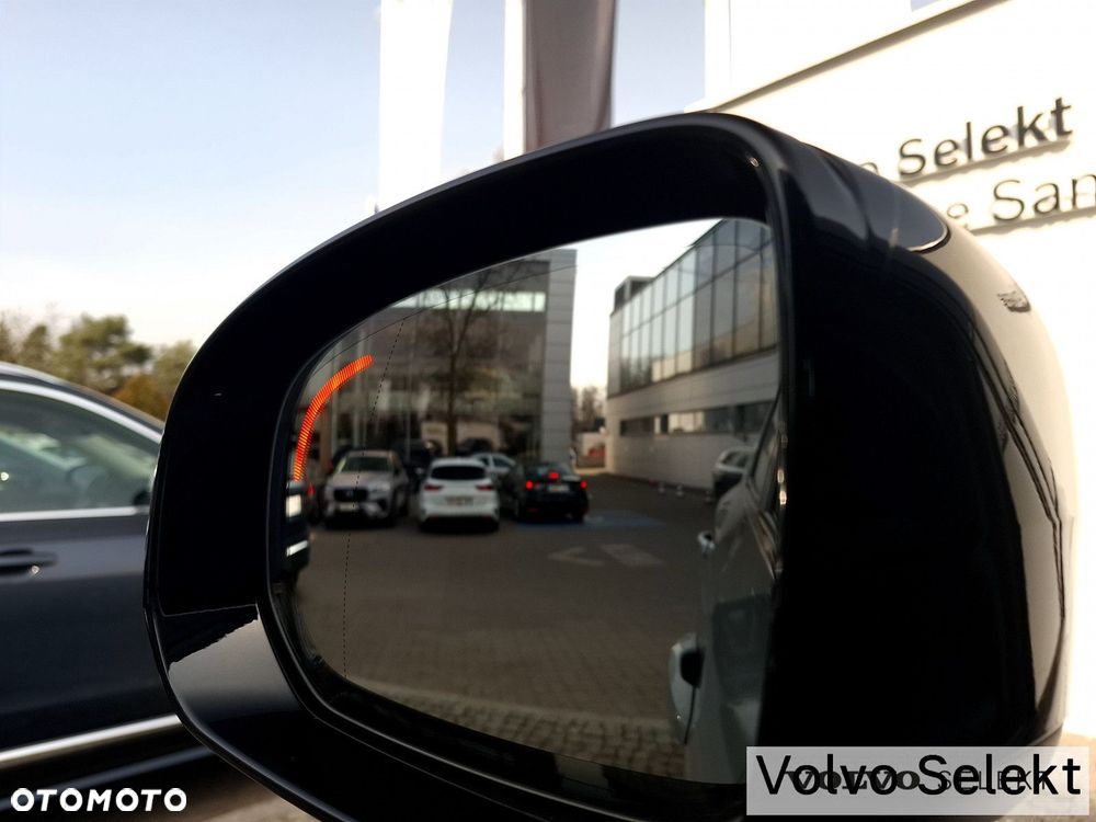 Volvo XC 60 - 30