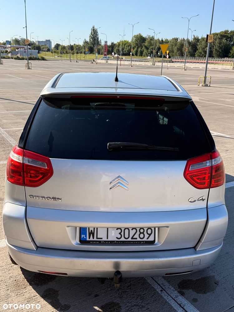 Citroën C4 1.6 HDi SX - 10