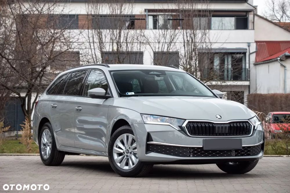 Skoda Octavia 2.0 TDI Selection DSG - 2