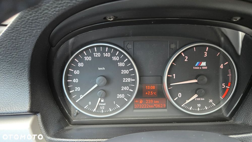 BMW Seria 3 320d Efficient Dynamics Sport Line - 28