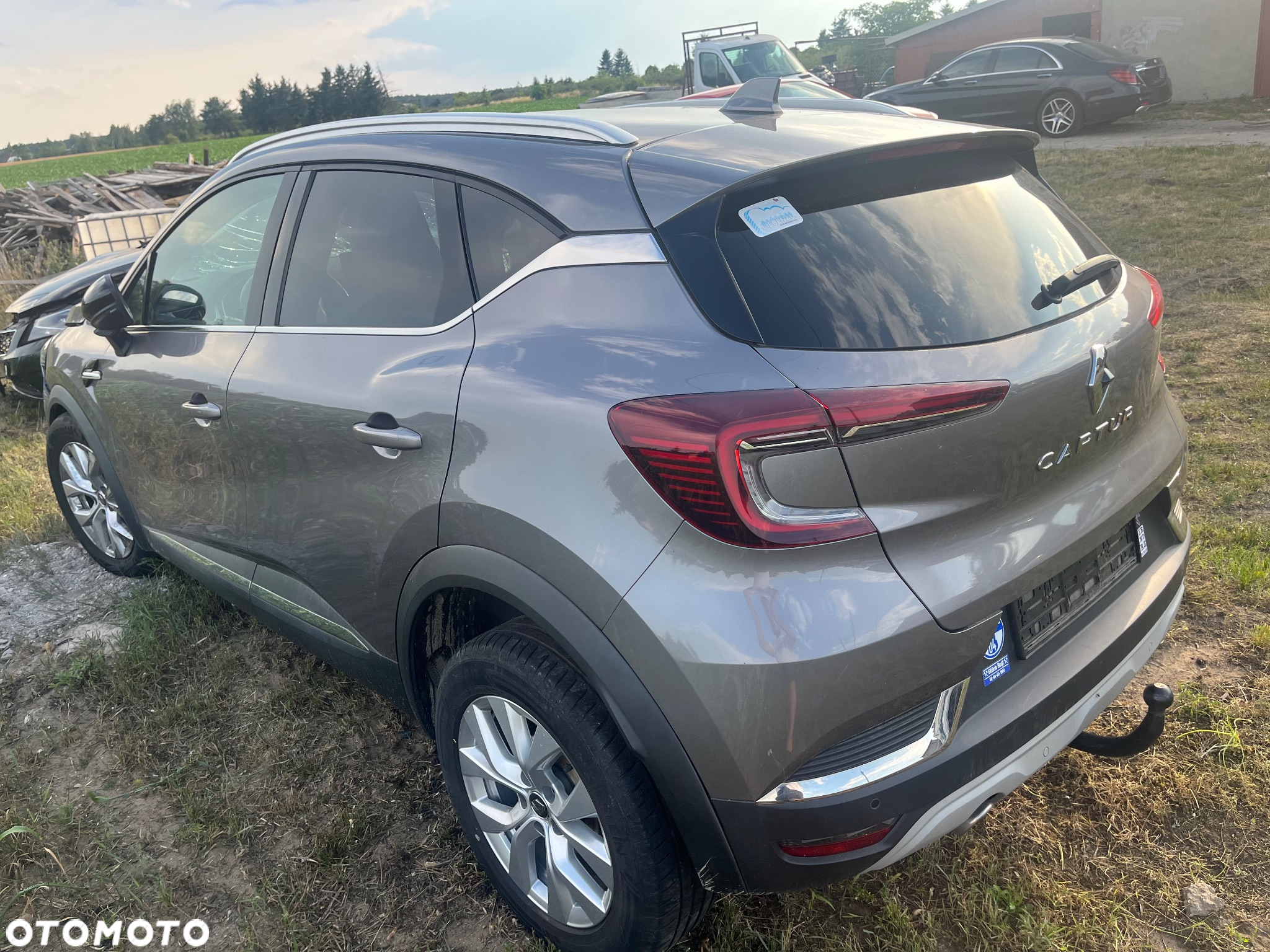Renault Captur 1.3 TCe Intens EDC - 4