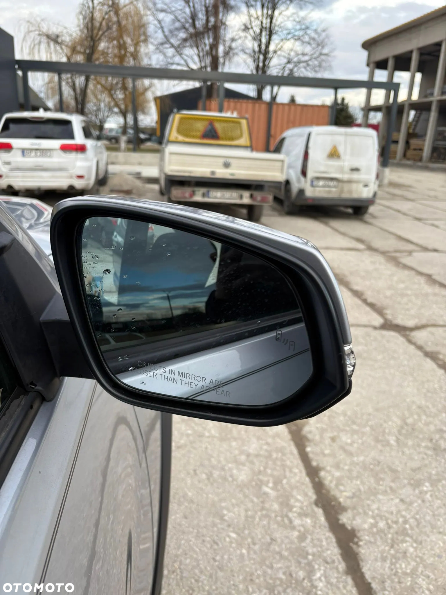 Toyota Tacoma - 24