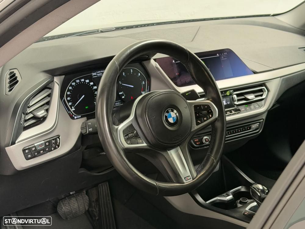 BMW 216 Gran Coupé d Aut. Advantage - 28