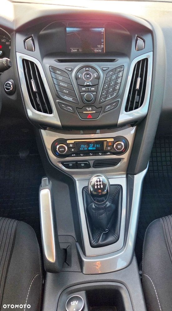 Ford Focus 1.6 Titanium - 32