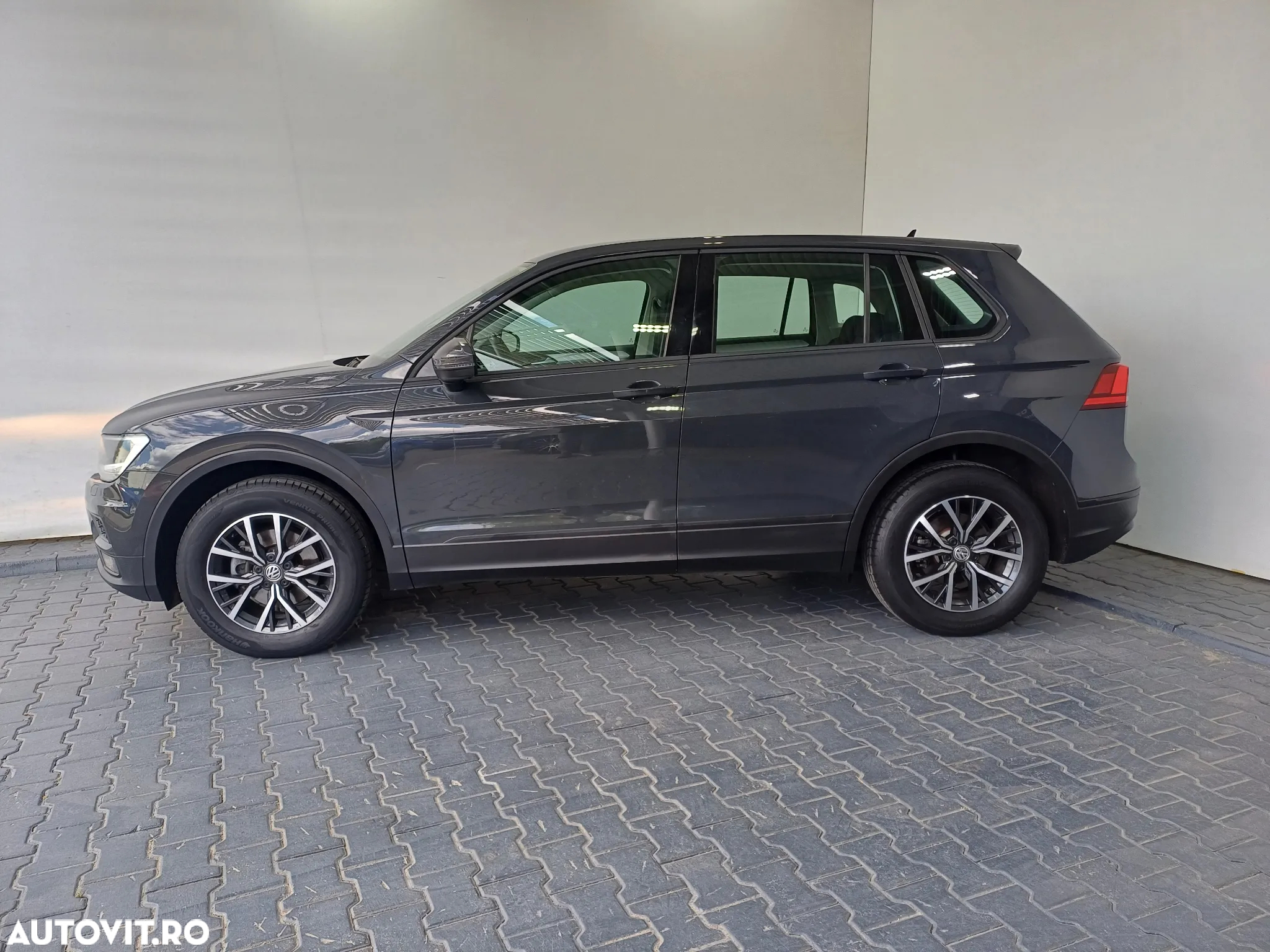 Volkswagen Tiguan 2.0 TDI 4Mot Trendline - 2