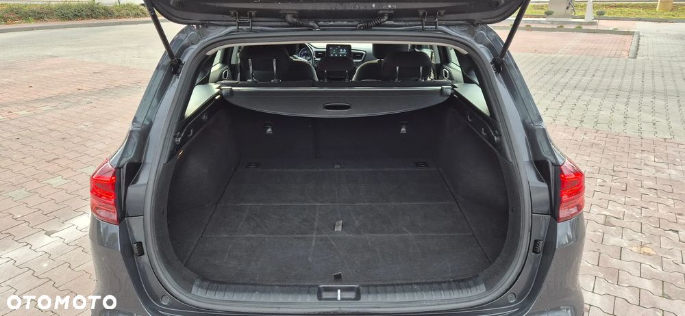 Kia Ceed 1.6 CRDi SCR L Business Line - 11