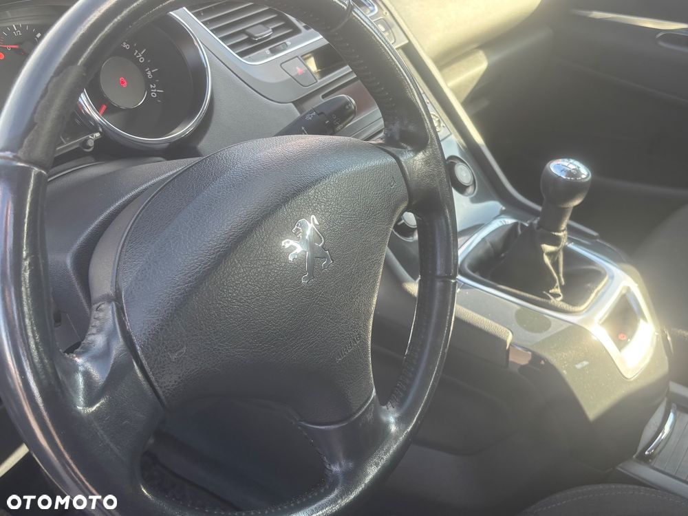 Peugeot 5008 120 VTi Tendance - 20