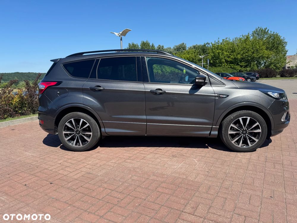 Ford Kuga 1.5 EcoBoost FWD ST-Line - 12