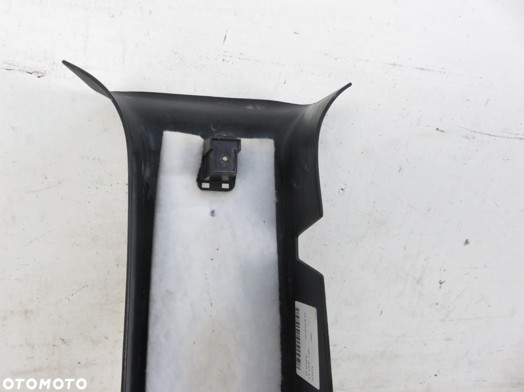 LISTWA SŁUPKA LEWA HUMMER HUMMER H2 10358713 - 11