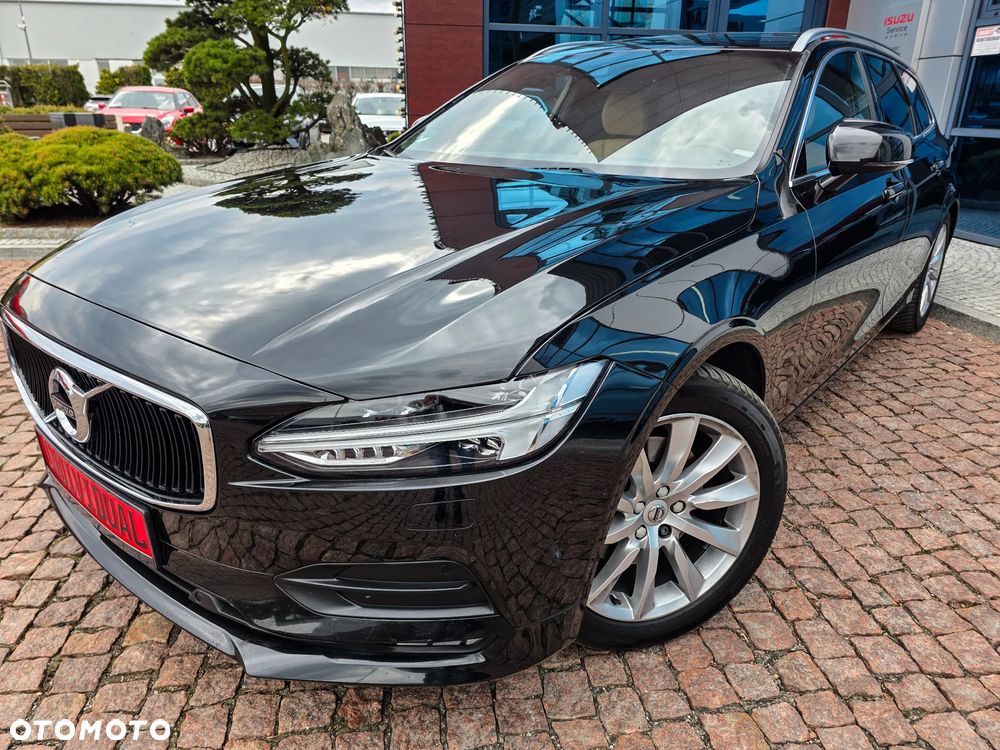 Volvo V90 D4 Geartronic Momentum Pro - 1