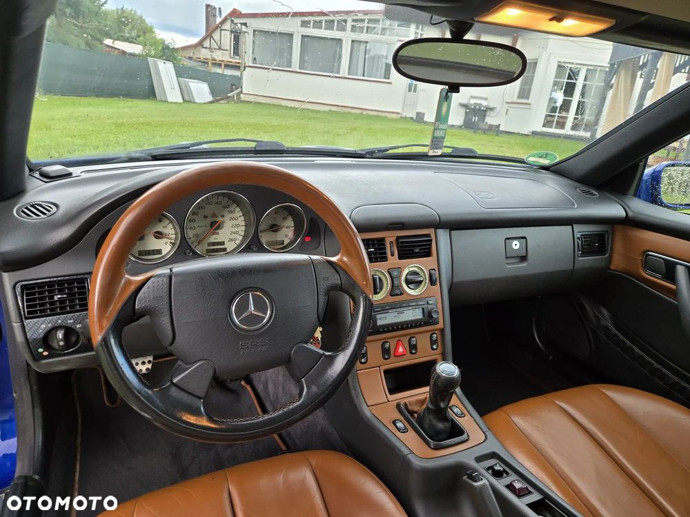 Mercedes-Benz SLK 200 - 6