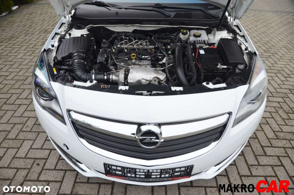 Opel Insignia - 19