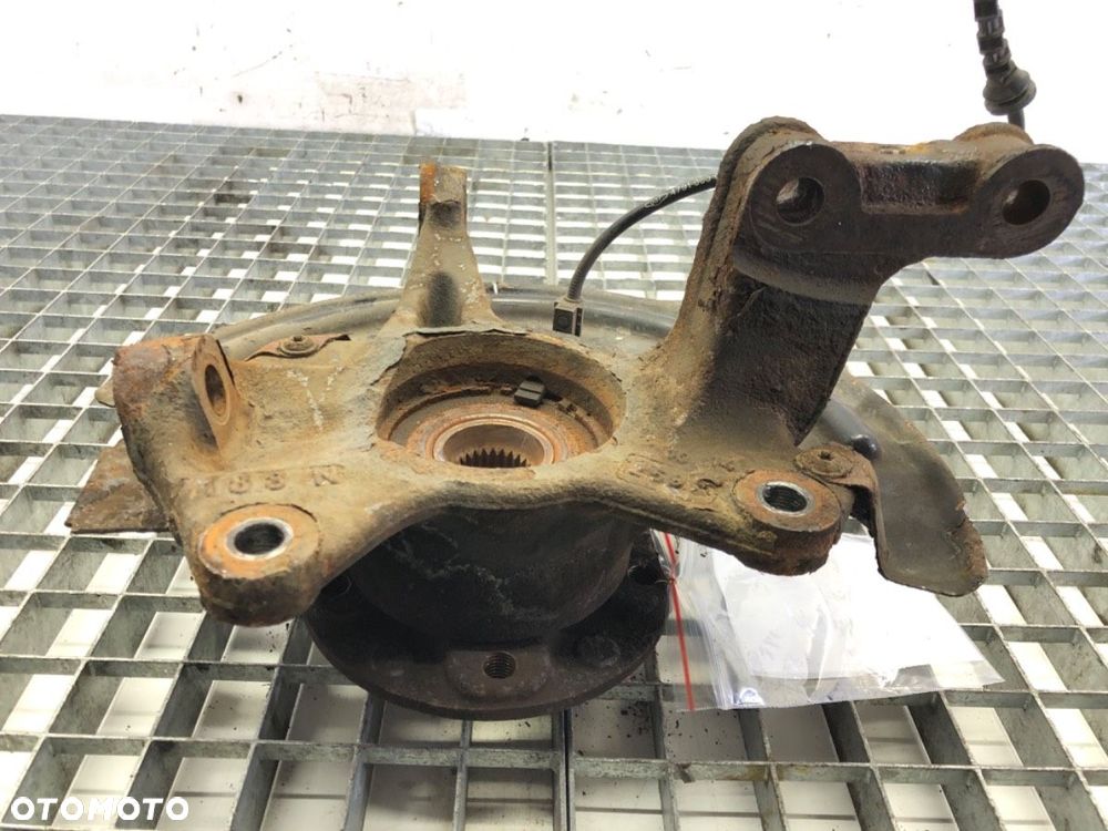 ZWROTNICA LEWY PRZÓD - 77.00 PLN - RENAULT MEGANE III liftback (BZ0/1_, B3_) 2008 - 2022 1.6 16V - 4