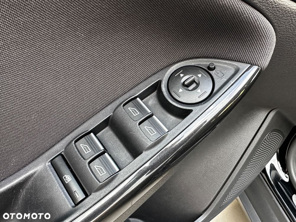 Ford Focus 1.5 EcoBoost Titanium ASS - 29