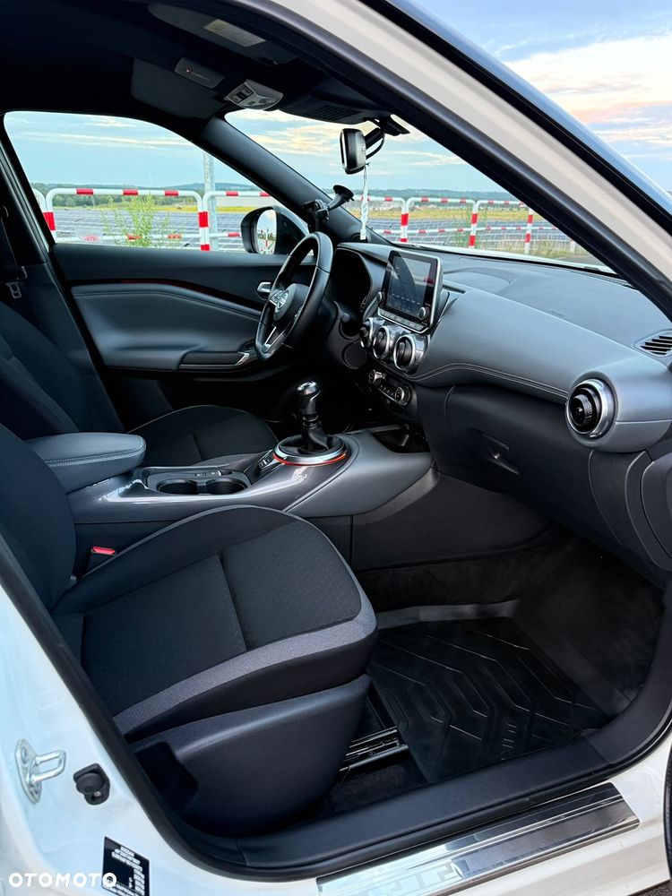 Nissan Juke 1.0 DIG-T N-Connecta - 25