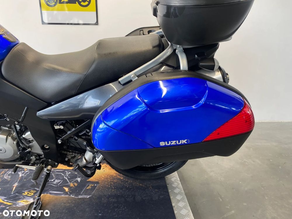 Suzuki V-STROM - 17