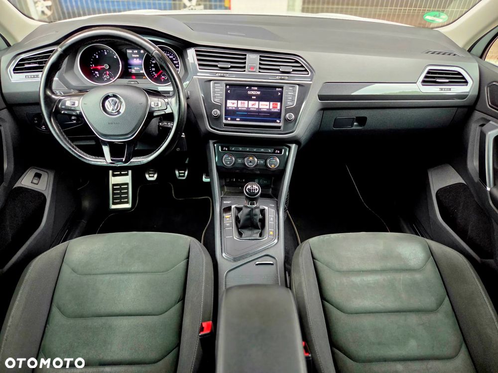 Volkswagen Tiguan 2.0 TDI SCR R-Line - 2