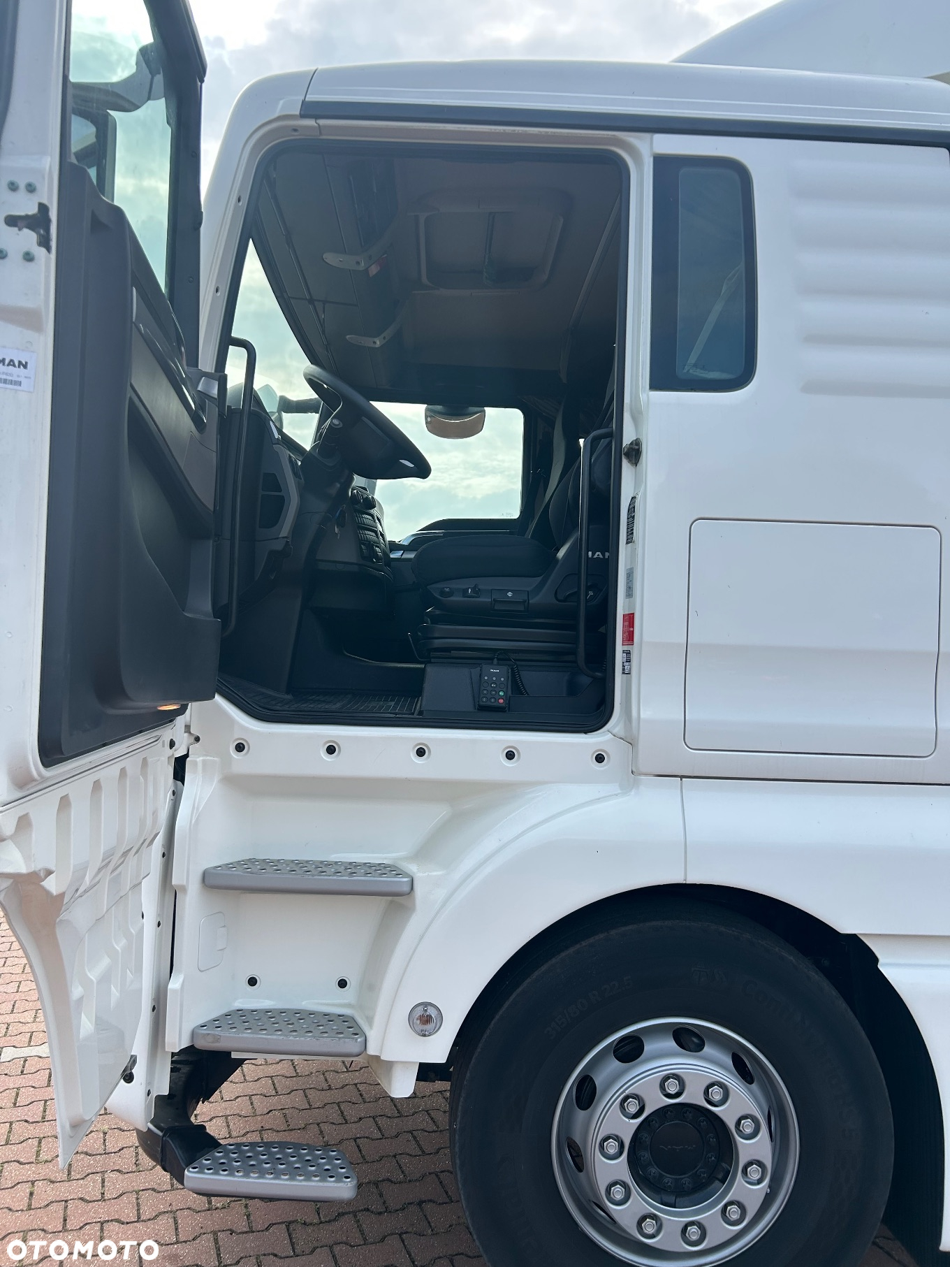 MAN TGX 18.430 310 tys km Mały przebieg Retarder - 12