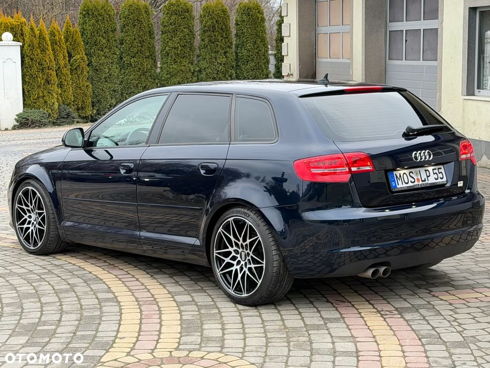 Audi A3 Sportback 2.0 TDI Ambiente - 9