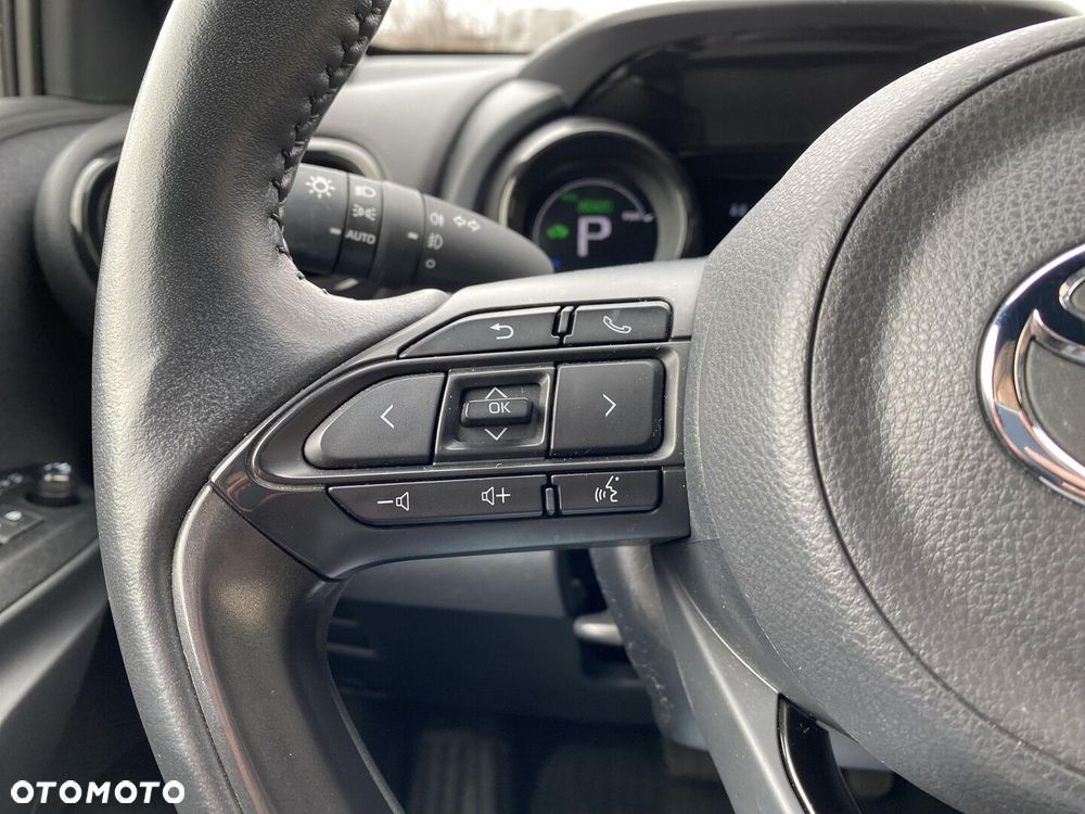 Toyota Yaris Hybrid 1.5 Selection Style - 21