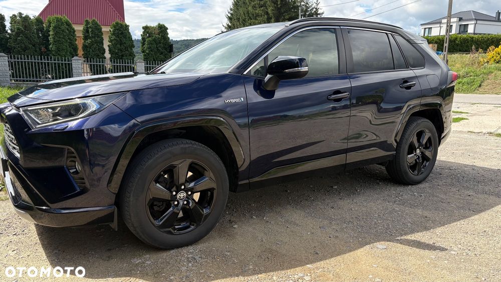 Toyota RAV4 - 10