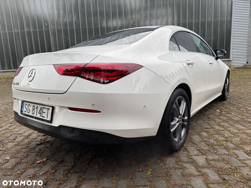 Mercedes-Benz CLA 180 Edition 1 7G-DCT - 24
