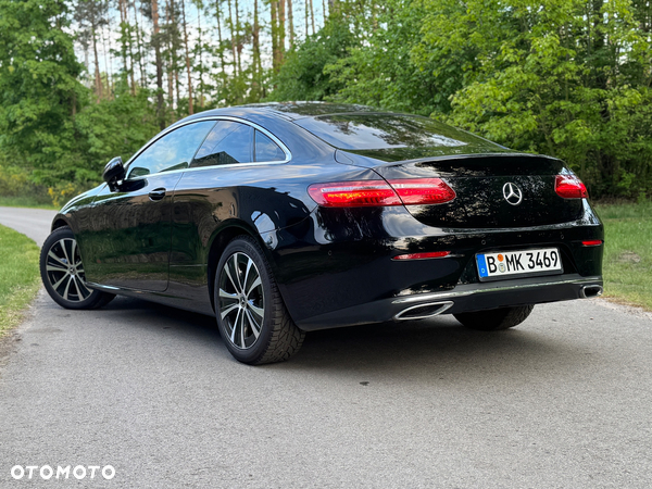Mercedes-Benz Klasa E 220 d Coupe 9G-TRONIC
