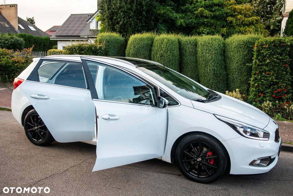 Kia Ceed 1.6 GDI DCT Platinum Edition - 7
