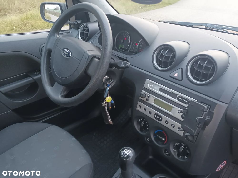 Ford Fiesta 1.3 Viva - 17