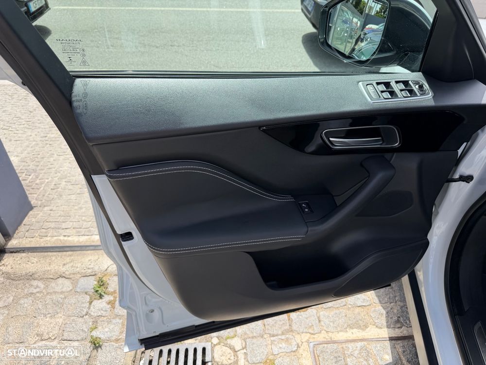 Jaguar F-Pace 20d Aut. R-Sport - 23